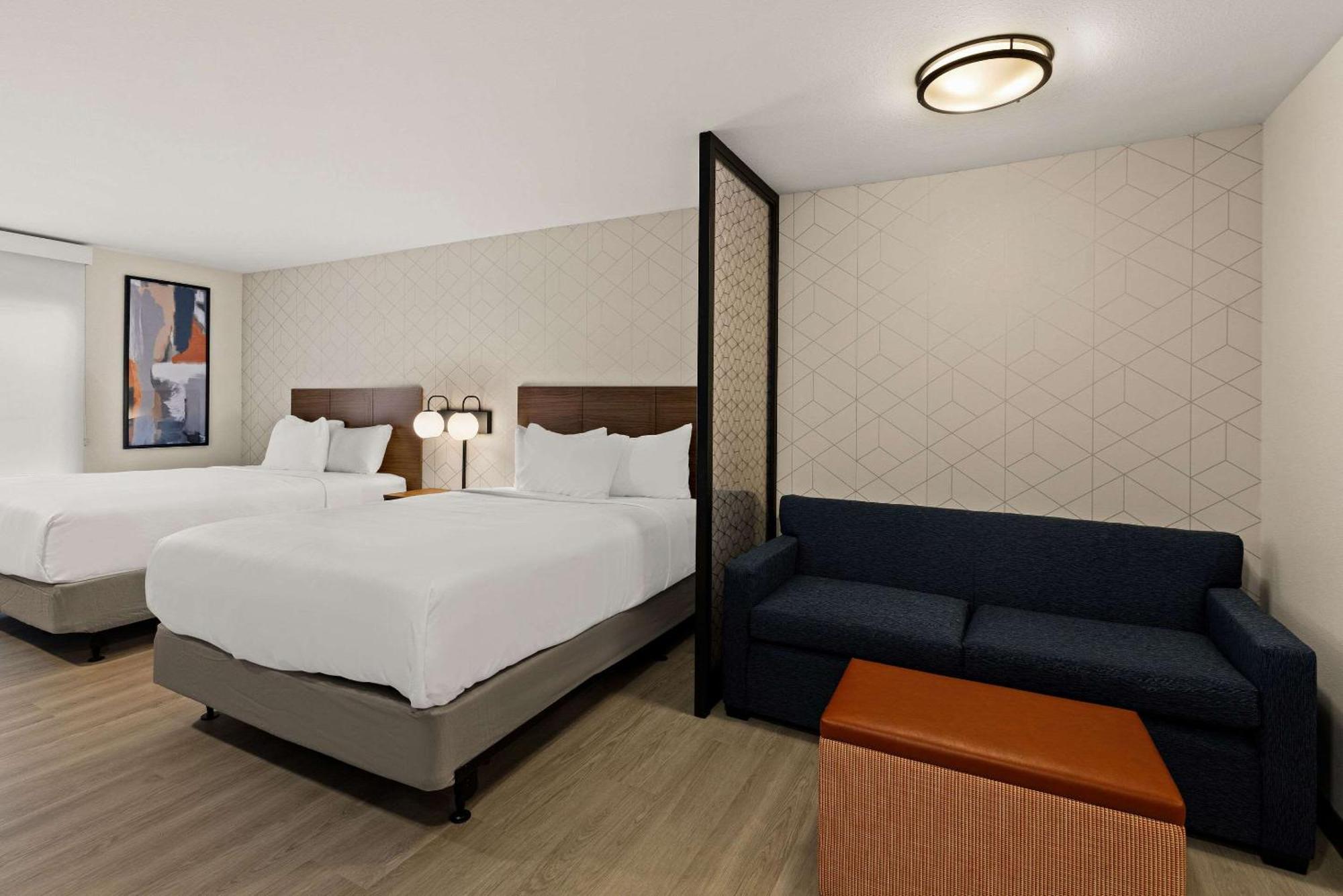 Everhome Suites Τεμέκουλα
 Εξωτερικό φωτογραφία